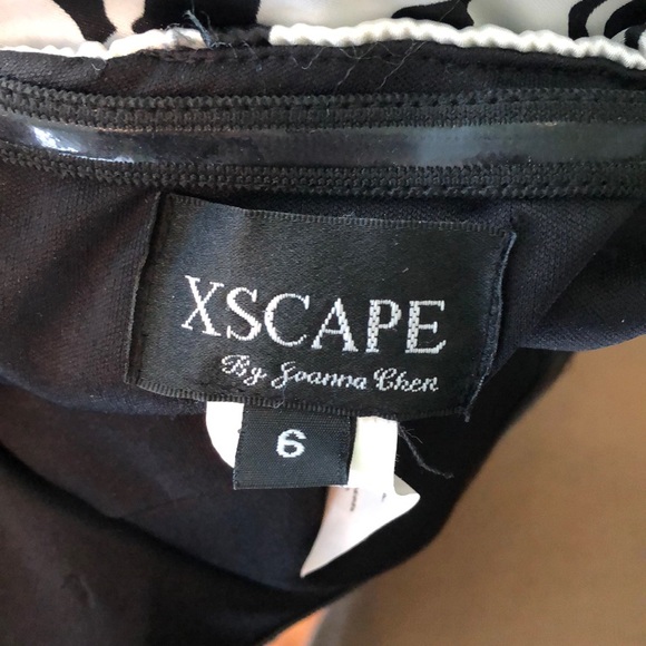 Black and white floral pattern dress. Strapless. - Picture 3 of 3